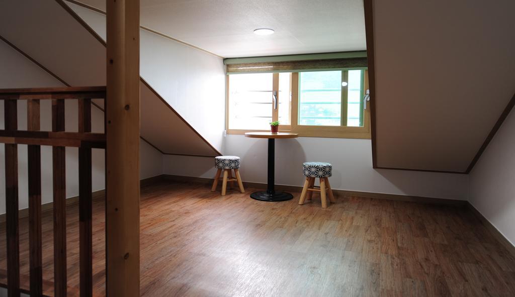Seongsanpo Love Pension Согвипхо Экстерьер фото